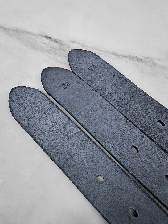 Мужской кожаный ремень Philipp Plein чёрного цвета