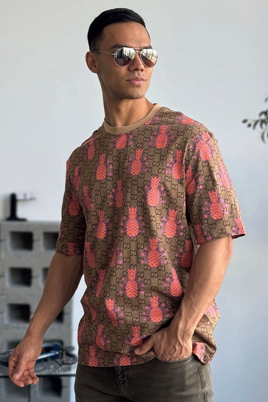Брендовая оверсайз футболка Gucci Pineapples - Brown