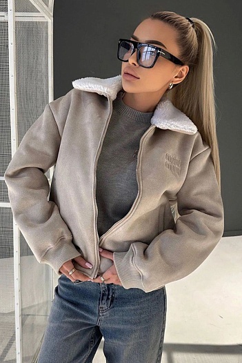 Женская бежевая дублёнка MIU MIU   