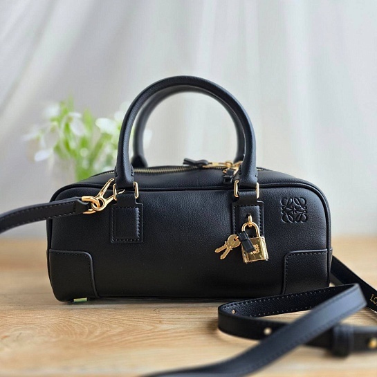 Кожаная сумка Loewe Amazona 24.5x13 см