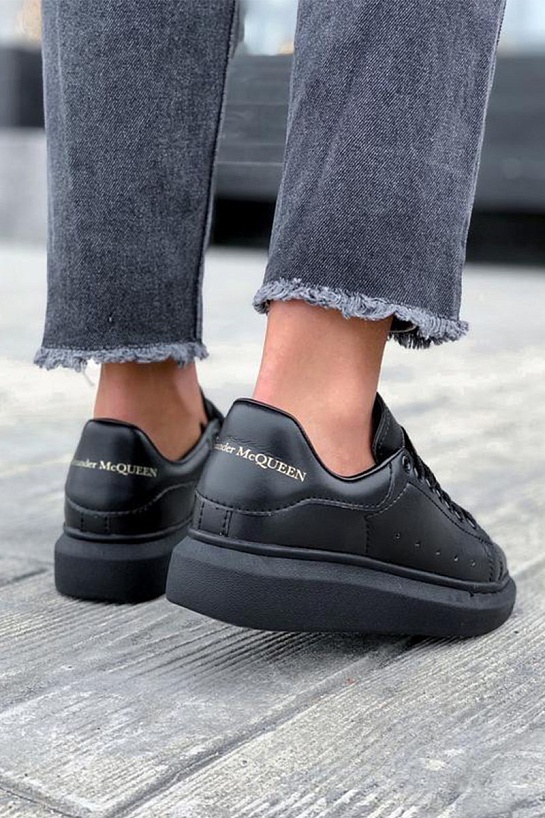 Чёрные кожаные кроссовки Alexander McQueen