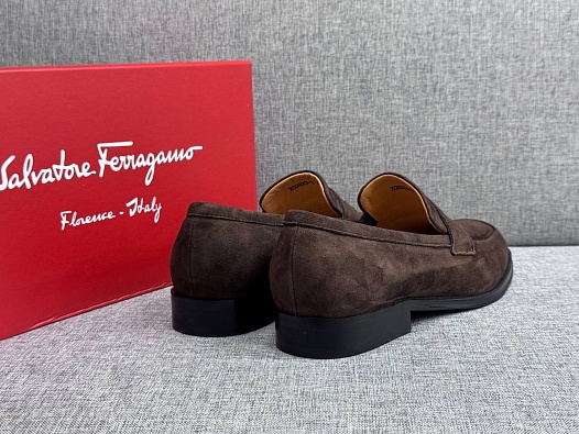 Мужские замшевые лоферы Salvatore Ferragamo   