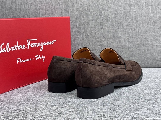 Мужские замшевые лоферы Salvatore Ferragamo