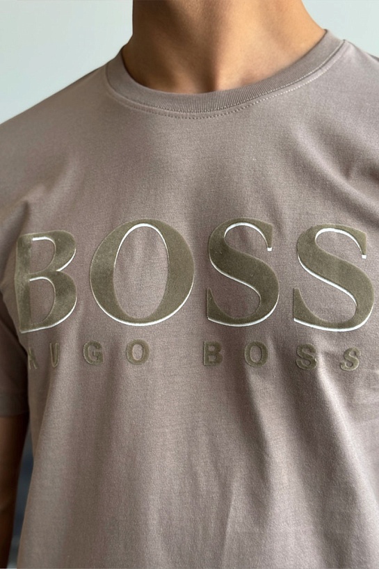 Мужская бежевая футболка Hugo Boss