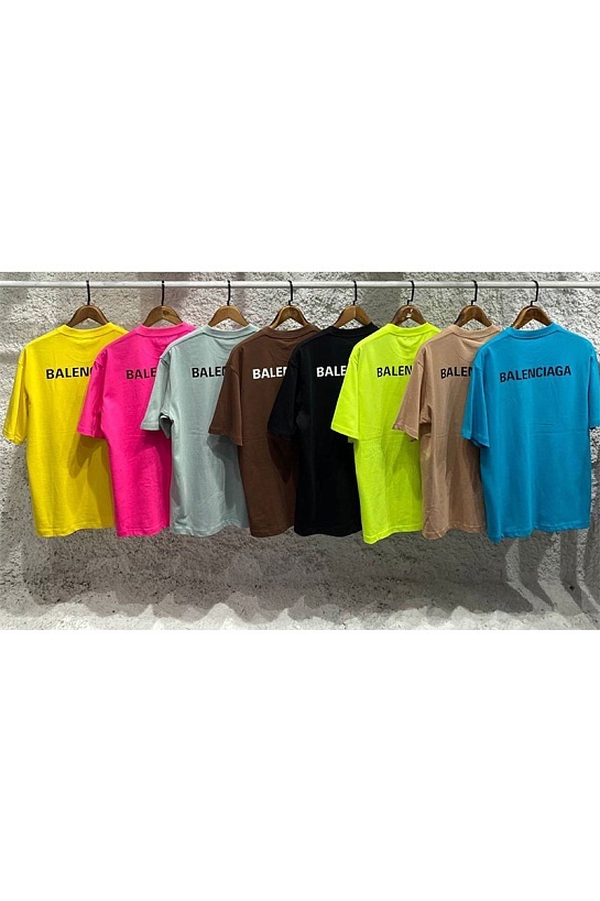 Коричневая оверсайз футболка Balenciaga Medium Fit Vintage