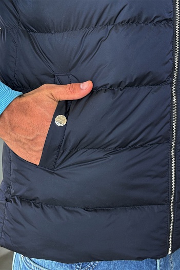 Мужской двусторонний жилет Prada    