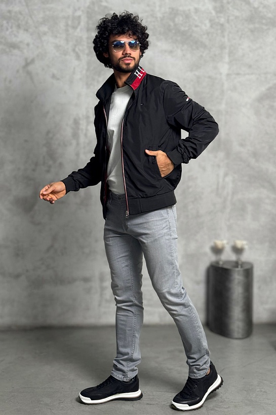 Мужская ветровка Tommy Hilfiger чёрного цвета