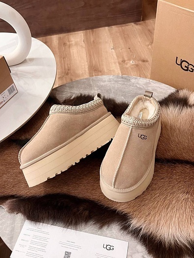 Женские замшевые ботинки UGG Tazz Platform - Beige   