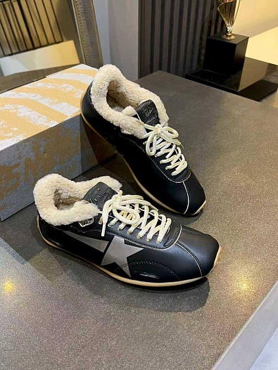 Женские кожаные кроссовки с мехом Golden Goose Super-Star premium   