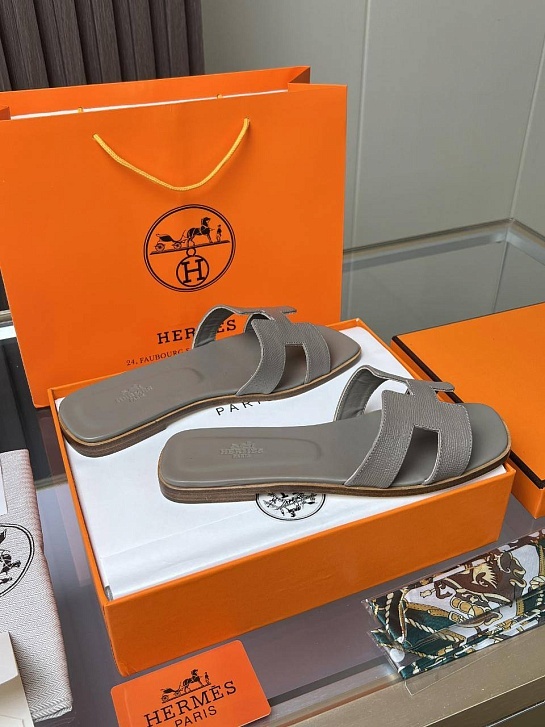 Женские кожаные шлёпанцы Hermes Premium - Grey
