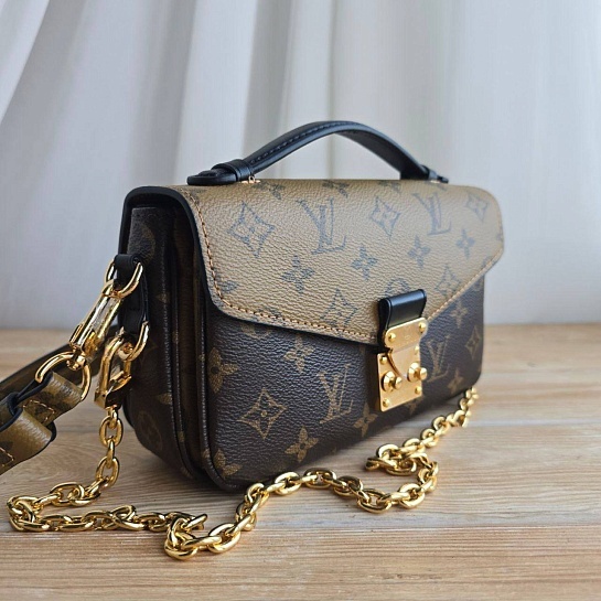 Кожаная сумка Louis Vuitton Pochette Mini 19x10 см - Brown