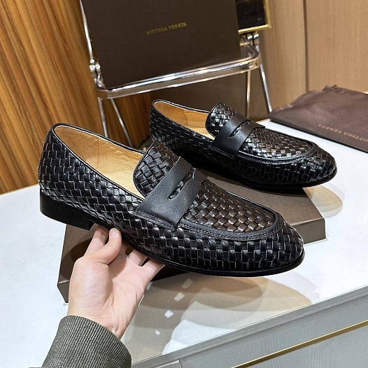 Мужские кожаные лоферы Bottega Veneta Intrecciato - Black   