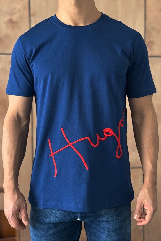 Мужская тёмно-синяя футболка Hugo Boss