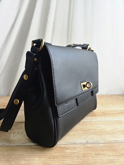 Кожаная сумка Balenciaga 23x20 см   