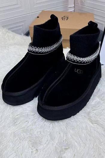 Женские ботинки UGG Classic Mini Cresent - Black   
