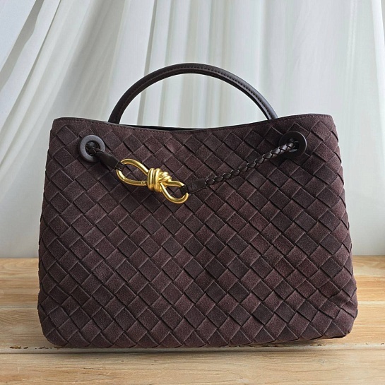 Замшевая сумка Bottega Veneta 30x23 см