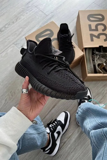 Кроссовки Adidas Yeezy Boost 350 v2 "Onyx"   