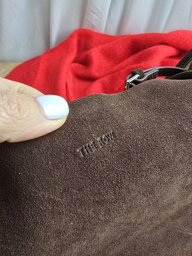 Замшевая сумка The Row 43x29 см   