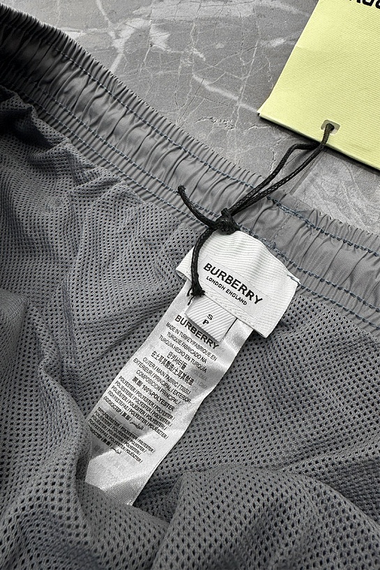 Мужские серые шорты Burberry