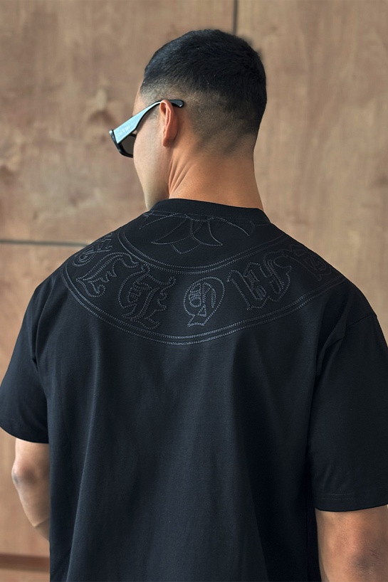 Чёрная оверсайз футболка Gothic logo