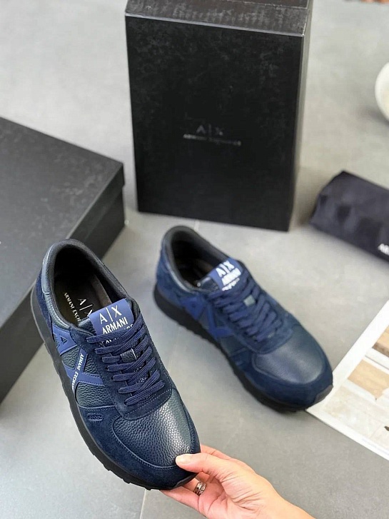 Кроссовки синего цвета Armani Exchange
