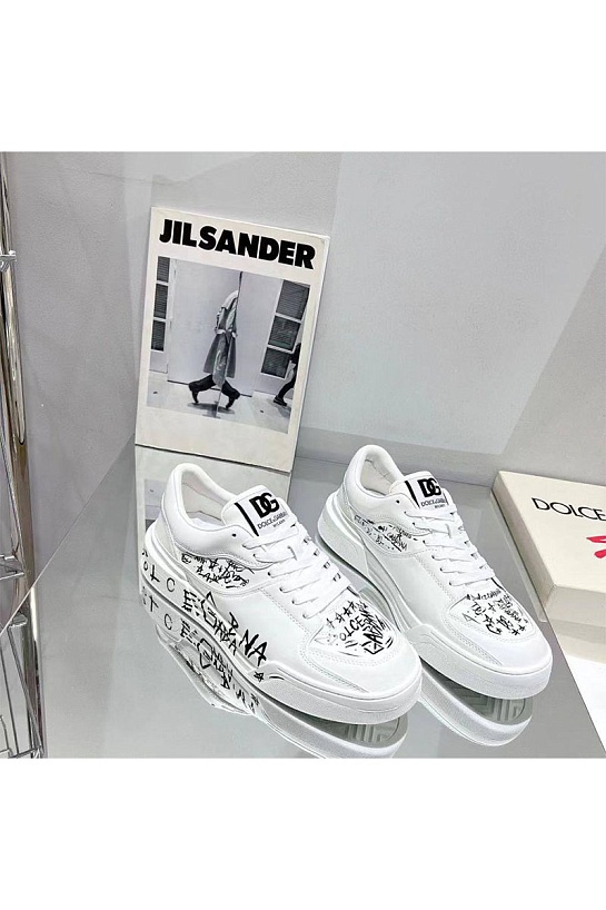 Женские кроссовки Dolce & Gabbana New Roma graffiti-print