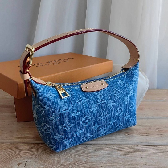 Женская сумка-хобо Louis Vuitton Hills Pochette 22x11 см