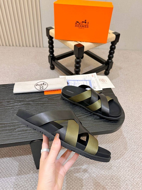 Кожаные шлёпанцы Hermes Kazimir 