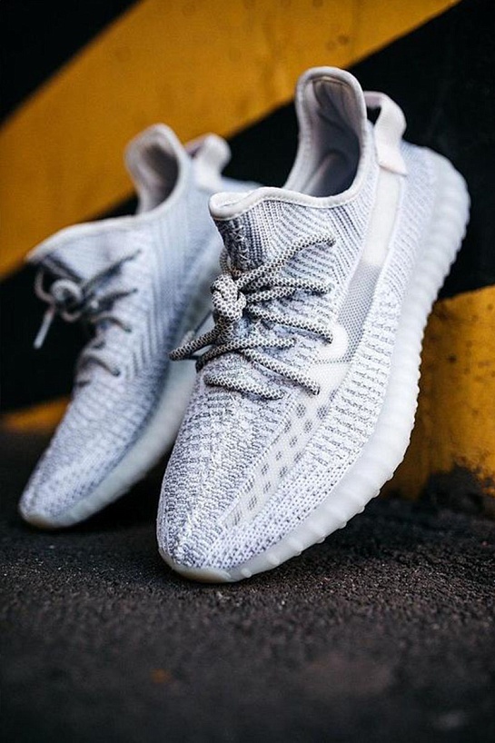 Кроссовки Adidas Yeezy Boost 350 V2 “Static” Premium