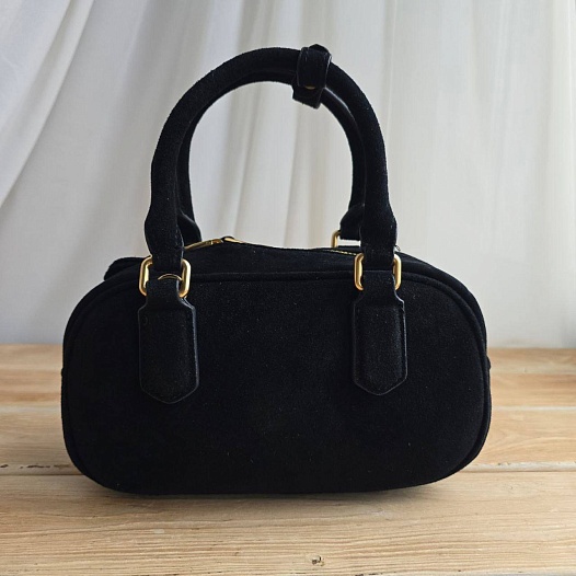 Замшевая чёрная сумка MIU MIU 23x13 см   