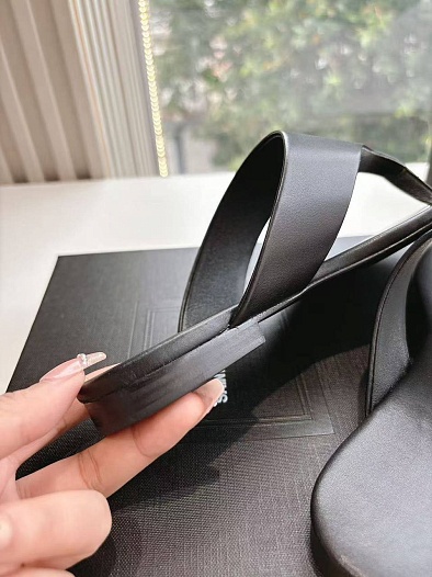 Женские кожаные шлёпанцы Yves Saint Laurent Premium - Black   