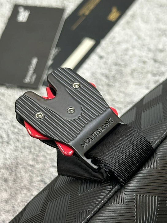 Кожаная сумка Montblanc Messenger Extreme 3.0 Premium 24x18x6.5 см