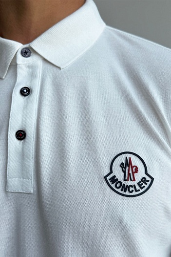 Мужское брендовое поло Moncler белого цвета   