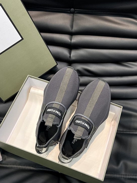 Мужские кроссовки Tom Ford серого цвета