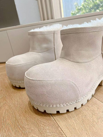 Женские ботинки Balenciaga Alaska Fur Bootie premium - White   