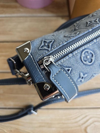 Сумка Louis Vuitton Monogram Denim 22x16 см   