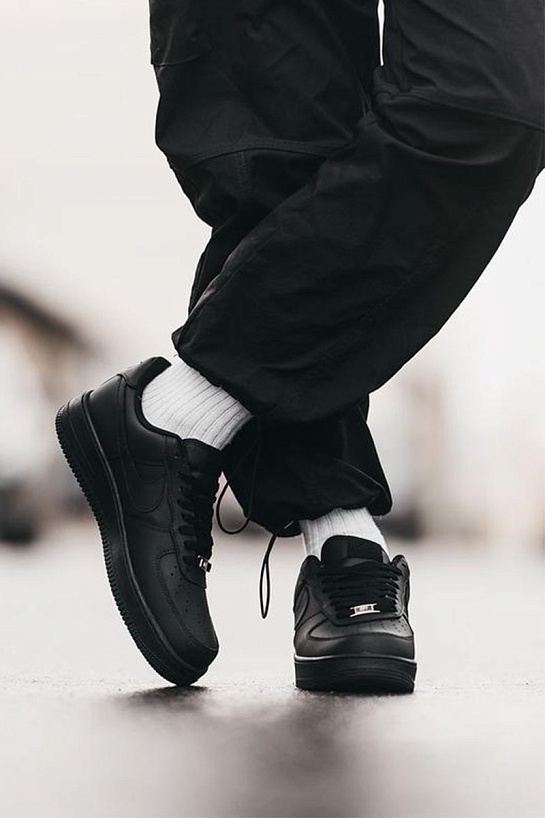 Кроссовки Nike Air Force 1 Low "Triple Black"