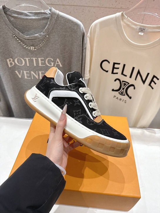 Женские кроссовки Louis Vuitton Tilted premium