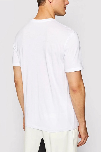 Футболка белого цвета Armani Exchange logo-patch   