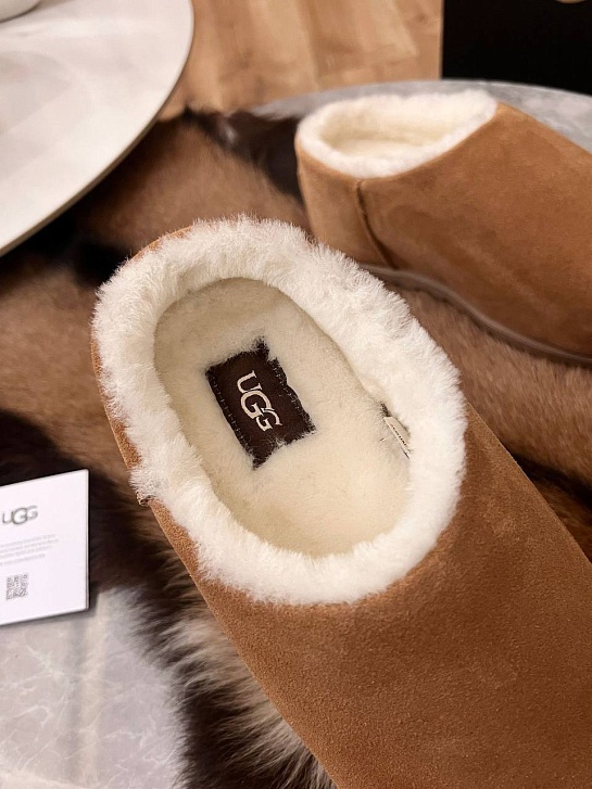 Женские слипоны с мехом UGG Tasman - Chestnut