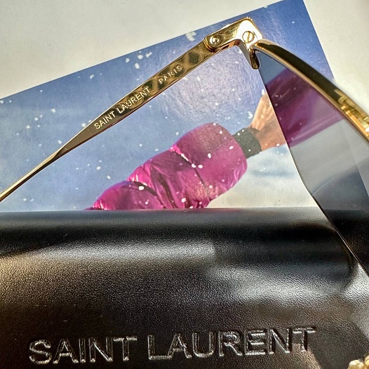 Солнцезащитные очки Yves Saint Laurent   