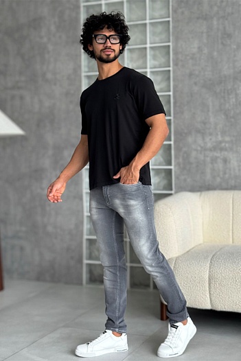 Мужская чёрная футболка Zilli   