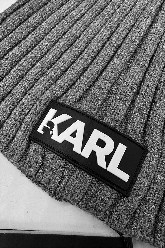 Мужская шапка серого цвета Karl Lagerfeld logo-patch