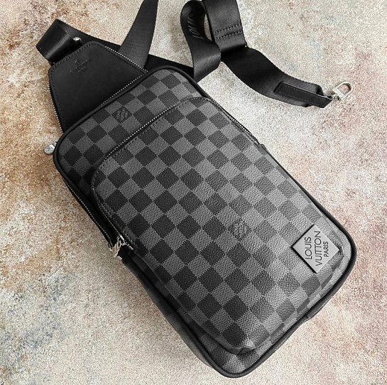 Кожаная сумка Louis Vuitton Avenue Sling Damier Graphite 30x18 см