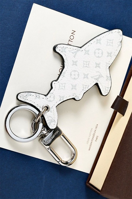 Брелок Louis Vuitton Aquatics