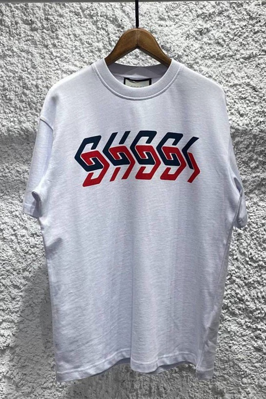 Белая оверсайз футболка Gucci mirror-logo