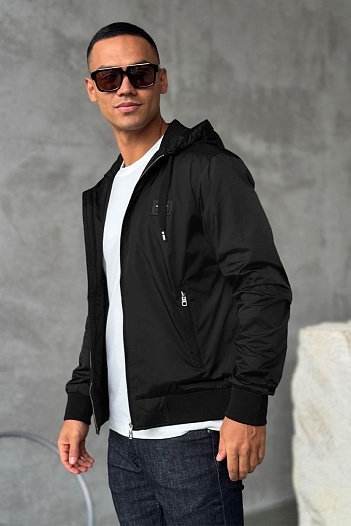 Мужская чёрная ветровка Dolce & Gabbana logo-plaque   