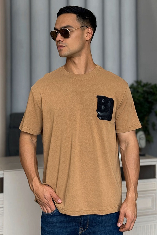 Бежевая оверсайз футболка Burberry Letter Graphic