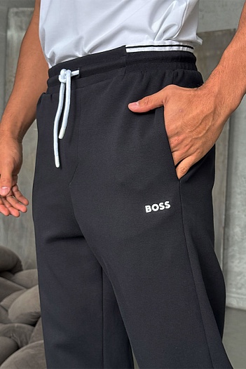 Спортивные штаны чёрного цвета Hugo Boss   