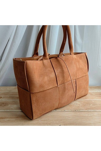 Замшевая сумка-тоут Bottega Veneta Arco Medium 36x25 см - Beige   